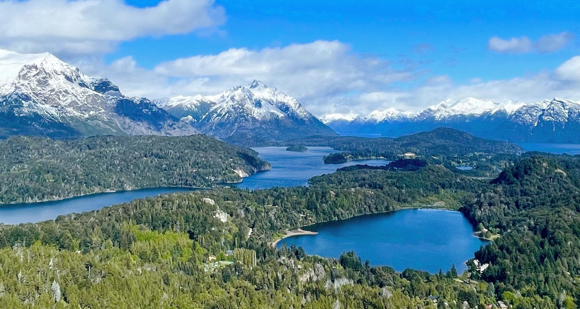 lagos-andinos-1920x1024